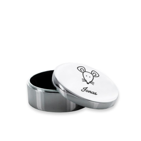 Silver tooth box engraved with a first name Silver tooth box engraved with a first name